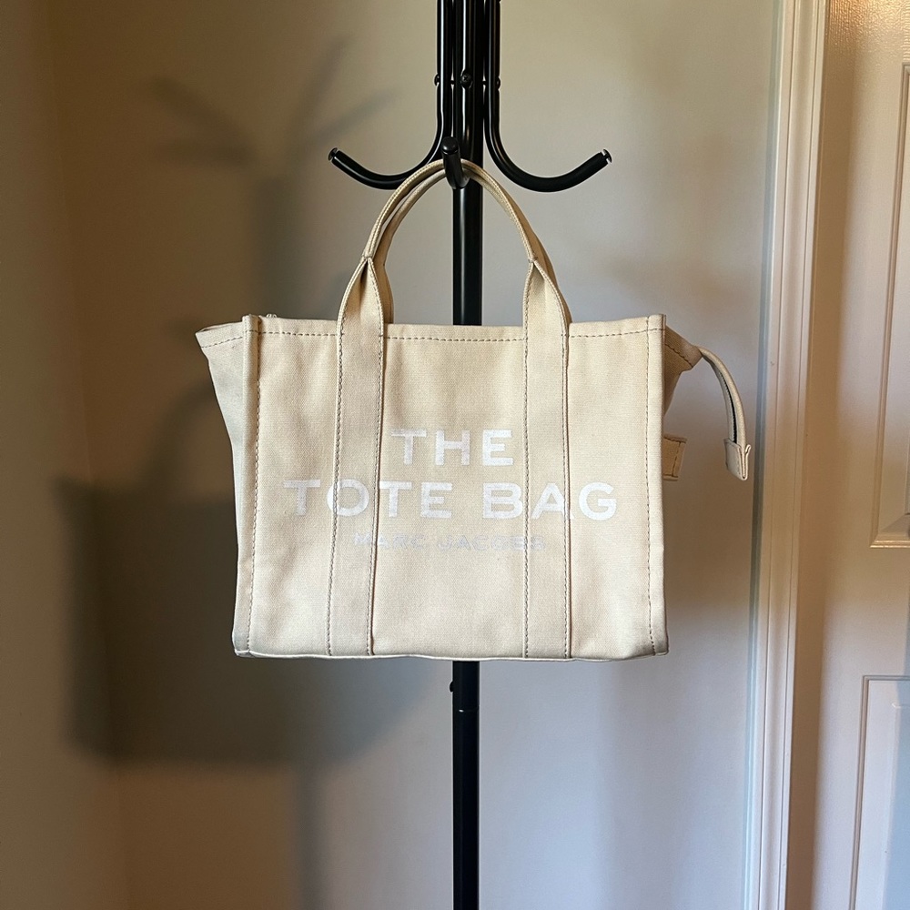 The Medium Tote Bag